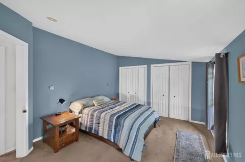 Bedroom - 325 Dorn Ave, Middlesex, NJ 08846 photo 5 of 5