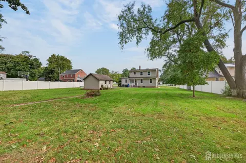 Exterior - 325 Dorn Ave, Middlesex, NJ 08846 photo 12 of 13
