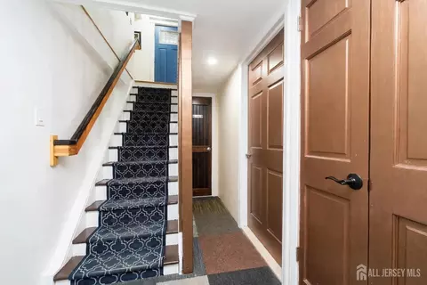 Entry Way - 133 Hillcrest Ave, Plainfield, NJ 07062 photo 2 of 2