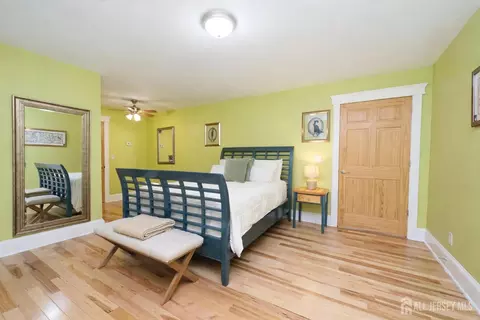 Bedroom - 133 Hillcrest Ave, Plainfield, NJ 07062 photo 2 of 4