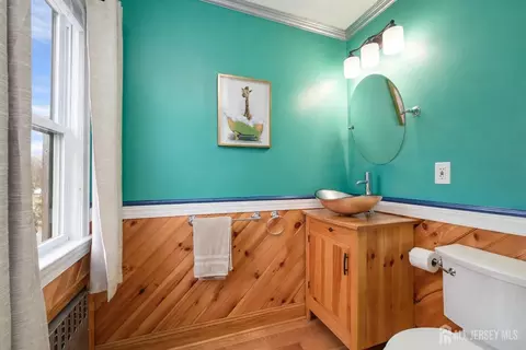 Bath - 133 Hillcrest Ave, Plainfield, NJ 07062 photo 1 of 3
