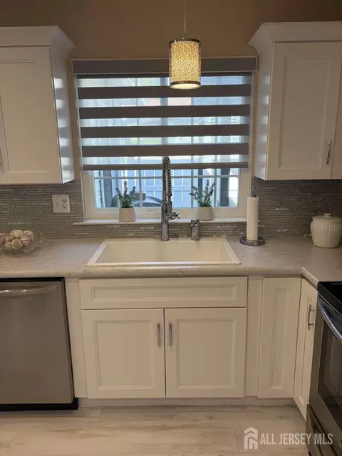 Kitchen - 792 Pompton Rd #A, Monroe, NJ 08831 photo 1 of 3