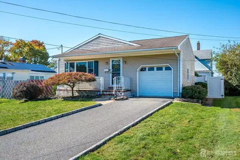 2348 Holly Ave, South Plainfield, NJ 07080