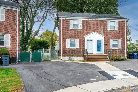25 Park Ter, Cranford, NJ 07016