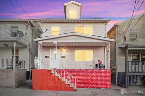 382 Stanford St, Perth Amboy, NJ 08861