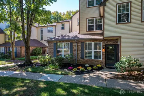 3151 Cypress Ct, Monmouth Junction, NJ 08852