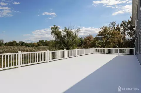 Exterior - 227 Bay Ave, Leonardo, NJ 07737 photo 7 of 9