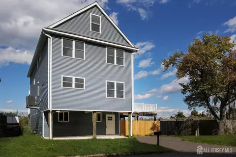 Exterior - 227 Bay Ave, Leonardo, NJ 07737 photo 1 of 9
