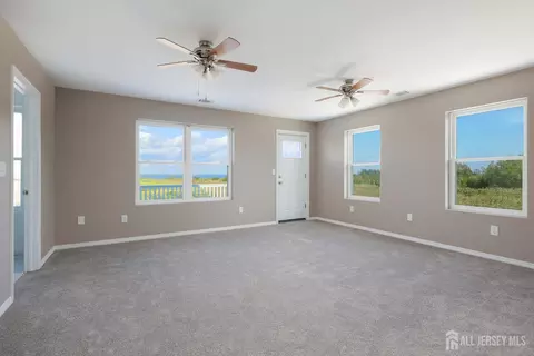 Living - 227 Bay Ave, Leonardo, NJ 07737 photo 7 of 8