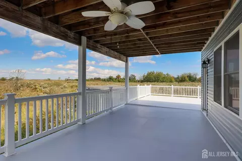Exterior - 227 Bay Ave, Leonardo, NJ 07737 photo 6 of 9