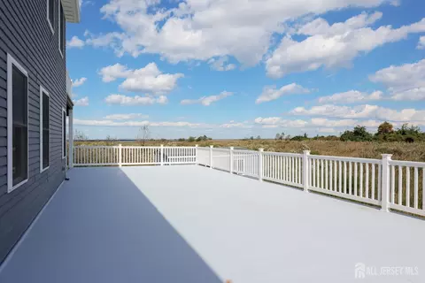 Exterior - 227 Bay Ave, Leonardo, NJ 07737 photo 8 of 9