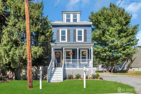 52 Betts Ave, Lawrence, NJ 08648
