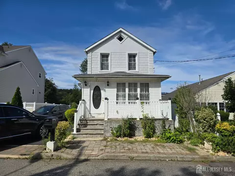 19 Biondi Ave, Cliffwood, NJ 07721
