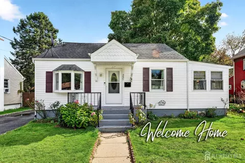 297 Manalapan Rd, Spotswood, NJ 08884