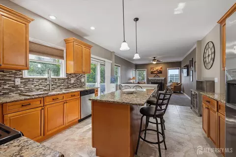 Entry Way - 13 Johnson Ave, Monroe, NJ 08831 photo 1 of 3