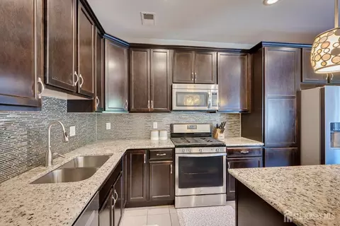 64 Andrews Way, Piscataway, NJ 08854