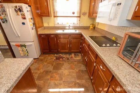 Kitchen - 242 Marblehead Ln #N, Monroe, NJ 08831 photo 1 of 3