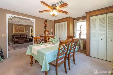 Dining - 242 Marblehead Ln #N, Monroe, NJ 08831 photo 2 of 2