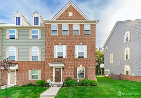 92 Anchor Way #292, Cliffwood, NJ 07721