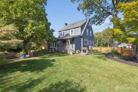 Exterior - 202 Ashland Rd, Middlesex, NJ 08846 photo 5 of 6