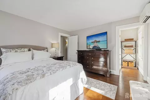 Bedroom - 202 Ashland Rd, Middlesex, NJ 08846 photo 4 of 4