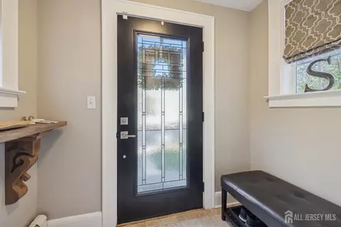 Entry Way - 202 Ashland Rd, Middlesex, NJ 08846 photo 1 of 4