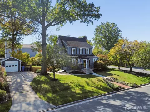 Exterior - 202 Ashland Rd, Middlesex, NJ 08846 photo 6 of 6