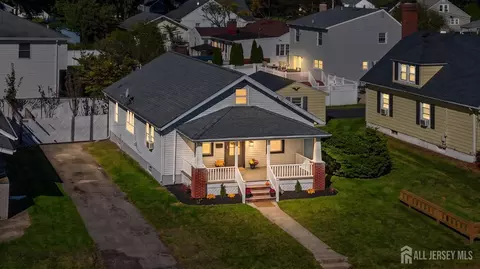 52 Main St, East Brunswick, NJ 08816