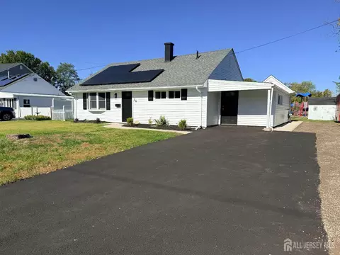 36 Charles Ter, Piscataway, NJ 08854