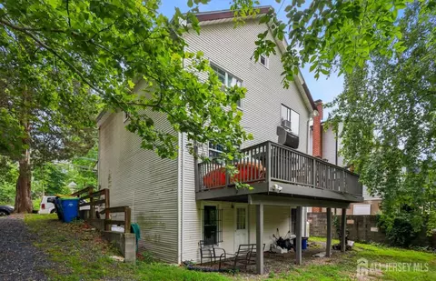 194 Washington St, Rocky Hill, NJ 08553
