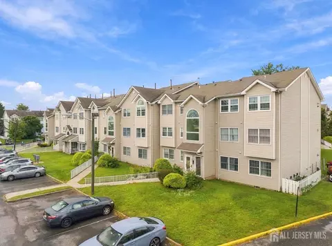 722 Edpas Rd, New Brunswick, NJ 08901