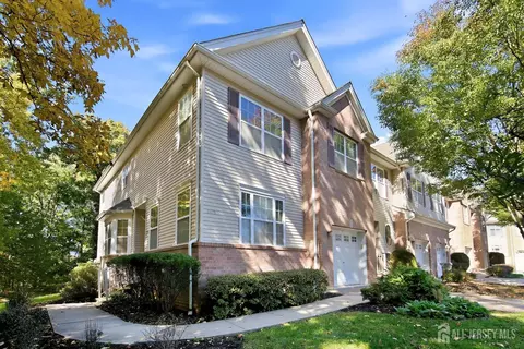 1105 Fir Ct, Somerset, NJ 08873