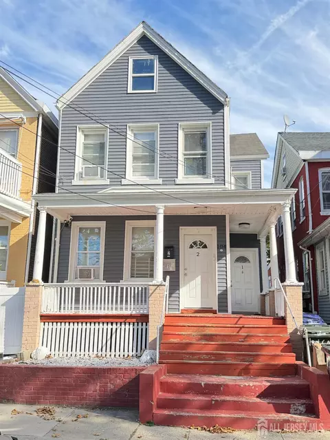 104 Catalpa Ave, Perth Amboy, NJ 08861