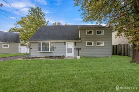 19 David Ct, Colonia, NJ 07067