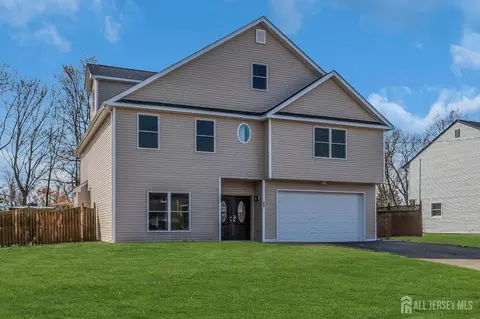 86 Fernwood Dr, Piscataway, NJ 08854