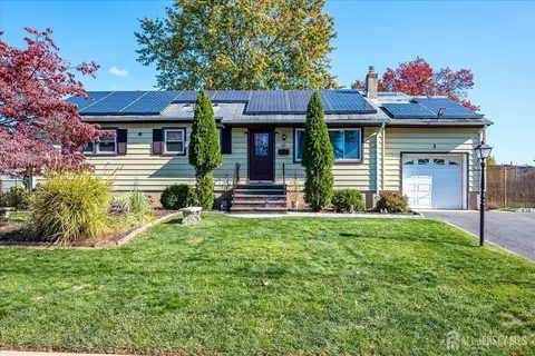 3 Ode Pl, Piscataway, NJ 08854