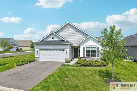 2 Pier St, Eastampton, NJ 08060