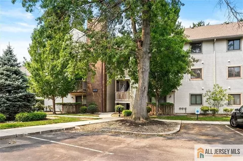 1510 Ravens Crest Dr, Plainsboro, NJ 08536