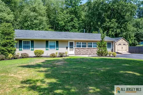 4 Halsey Rd, South Brunswick, NJ 08824