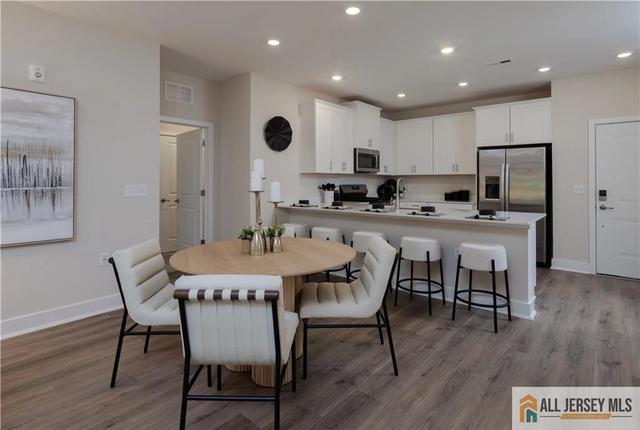 29207 Radford Ct, Monroe, NJ 08831