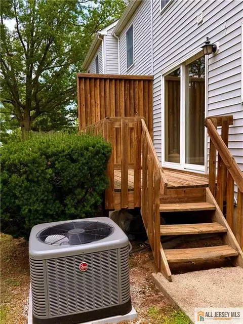 Exterior - 86 Wilton Ave, Middlesex, NJ 08846 photo 4 of 4