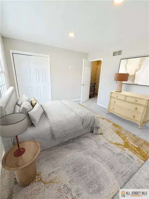 Bedroom - 86 Wilton Ave, Middlesex, NJ 08846 photo 1 of 6