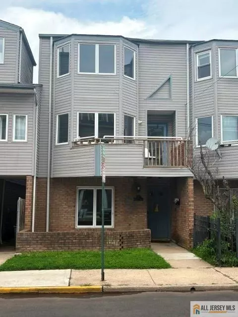 55 Delafield St #55, New Brunswick, NJ 08901