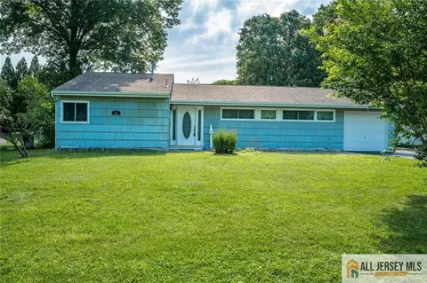 26 Kendall Rd, South Brunswick, NJ 08824