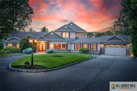 49 Patton Dr, East Brunswick, NJ 08816