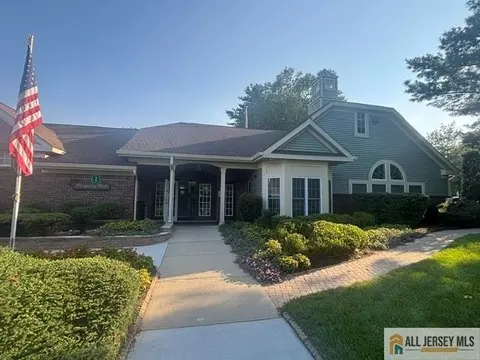 6221 Cedar Ct #6221, South Brunswick, NJ 08852
