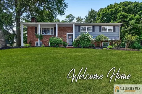 20 Kevin Rd, East Brunswick, NJ 08816
