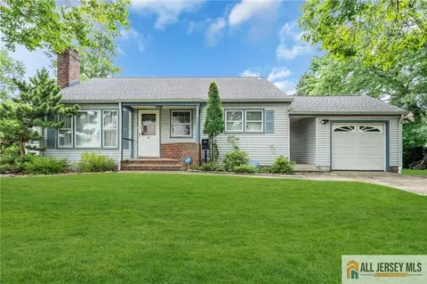 Exterior - 30 Martin St, Middlesex, NJ 08846 photo 2 of 8