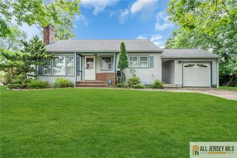 Exterior - 30 Martin St, Middlesex, NJ 08846 photo 4 of 8