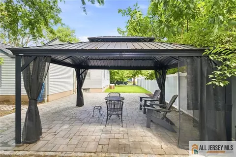 Exterior - 30 Martin St, Middlesex, NJ 08846 photo 12 of 12